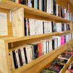 Vue du café-librairie des Roulottes des Korrigans